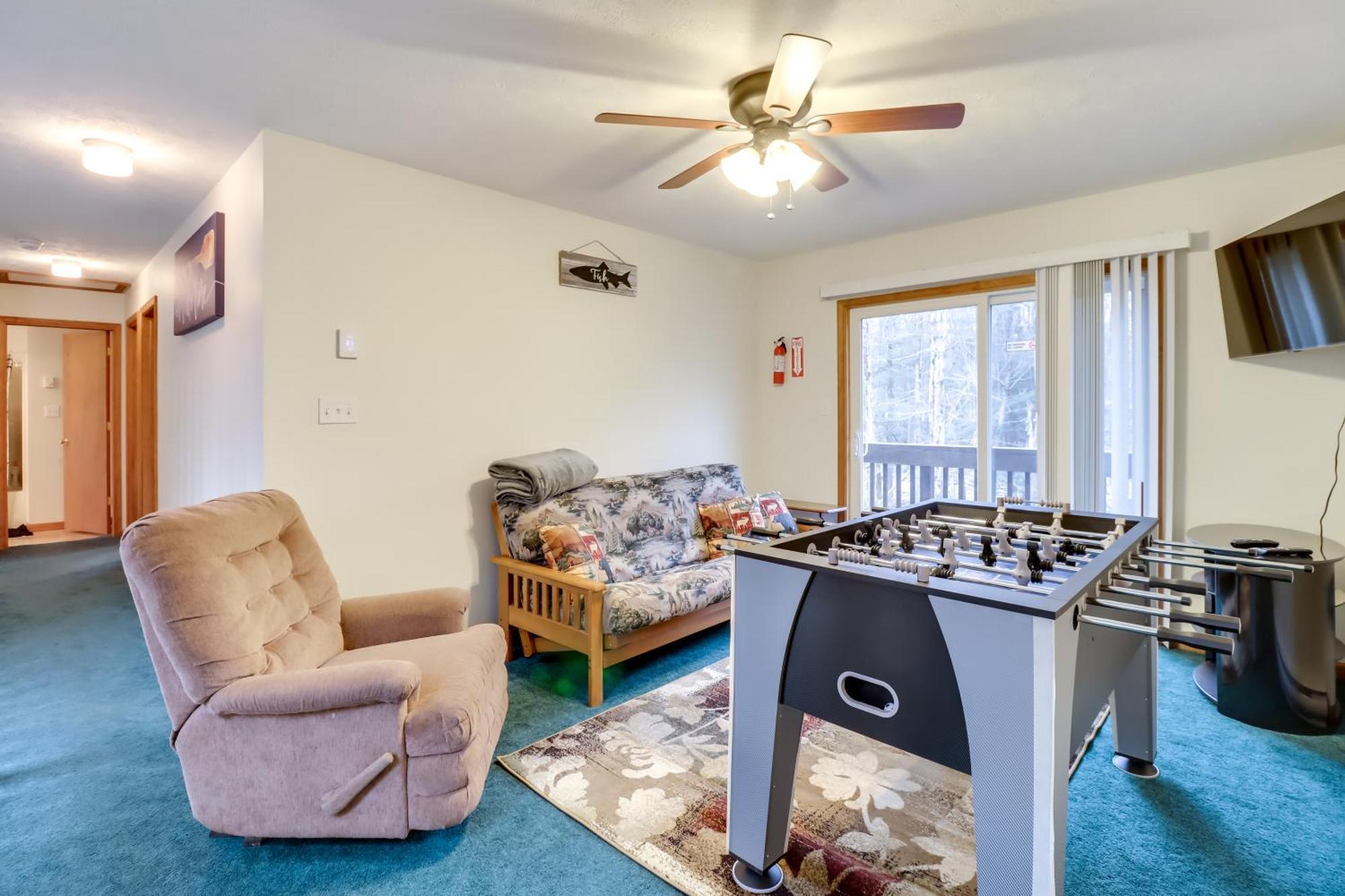 Pet-Friendly Pocono Lake Oasis With Hot Tub! Exterior foto